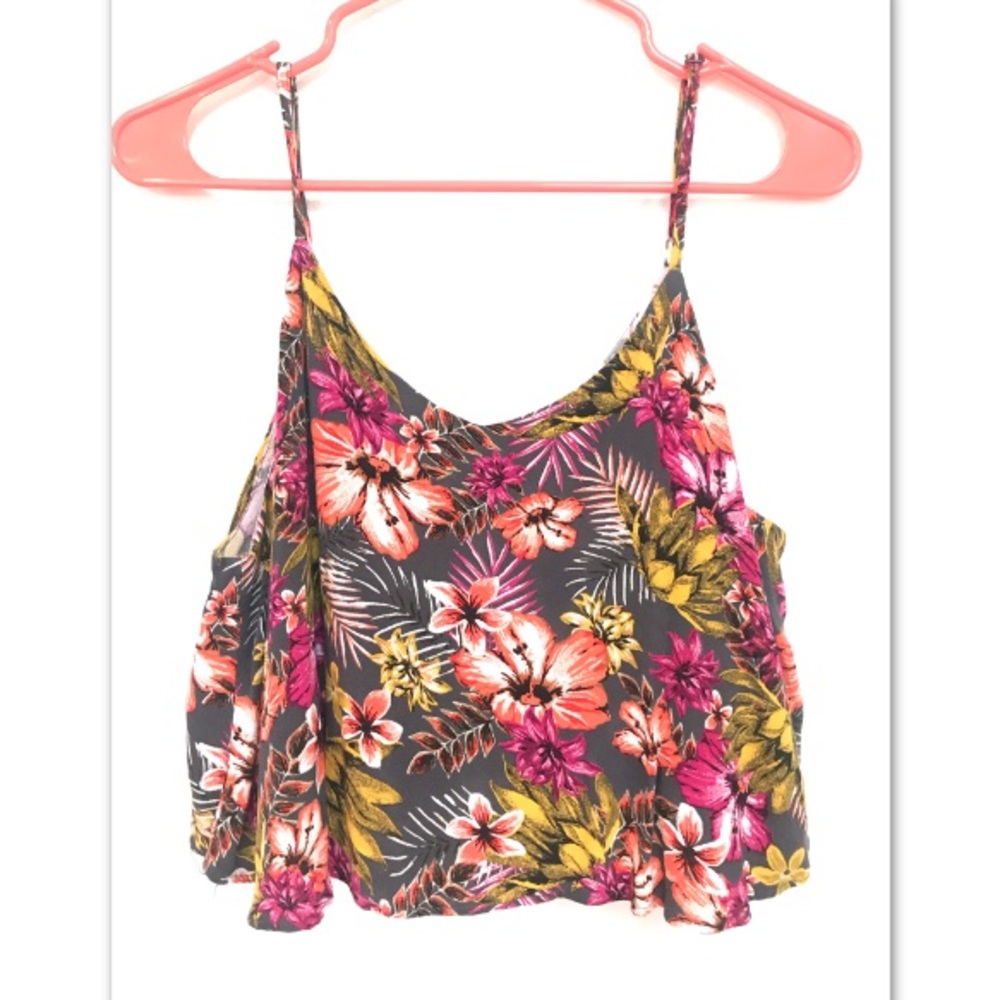 Flowy Floral Cropped Top